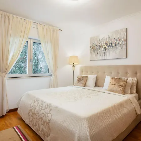 Apartment Ivana *